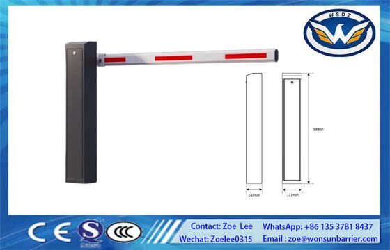 空間 を 節約 する 小さな 駐車 門